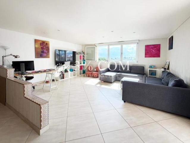 3%.COM Neudorf: Grand T5 Meinau, Terrasse, garage, cave