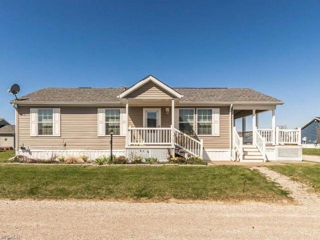 3 Copper Beech Drive