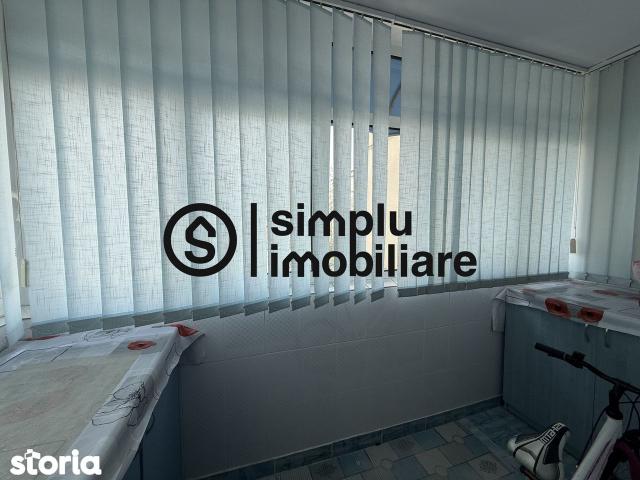 3 decomandate, etaj 2/4, centrala termica, Rovine 145 000 Euro