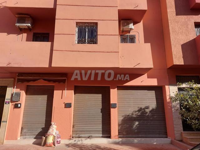 3 dépôts à vendre