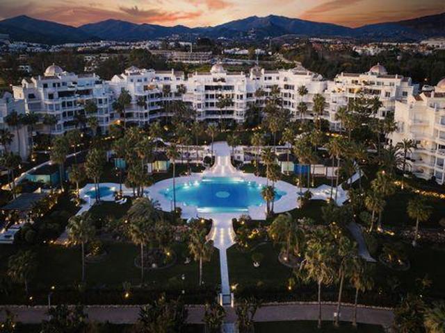 3 Dormitorio Condo Estepona Andalucía 103572015