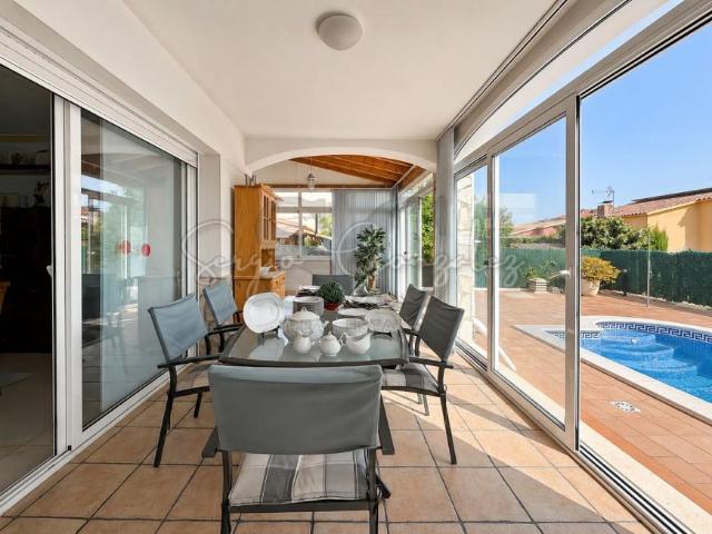 3 Dormitorio Casa Girona Catalonia 104365185