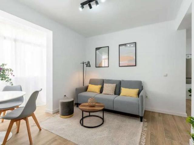 3 Dormitorio Apartamentos Seville Seville 73366480