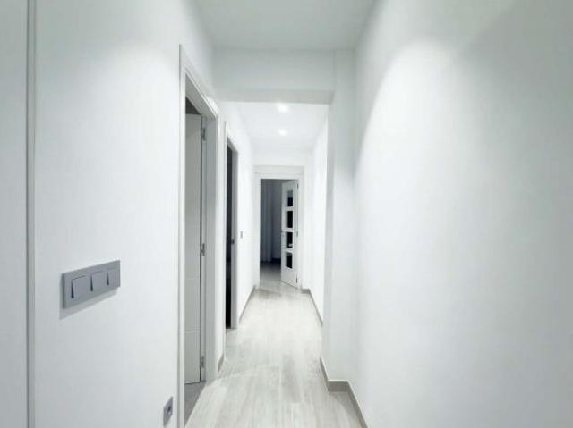 3 Dormitorio Apartamentos Valencia Valencia LS88415298