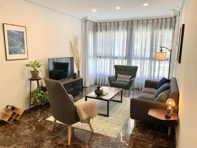 3 Dormitorio Apartamentos Valencia Valencia LS98636811