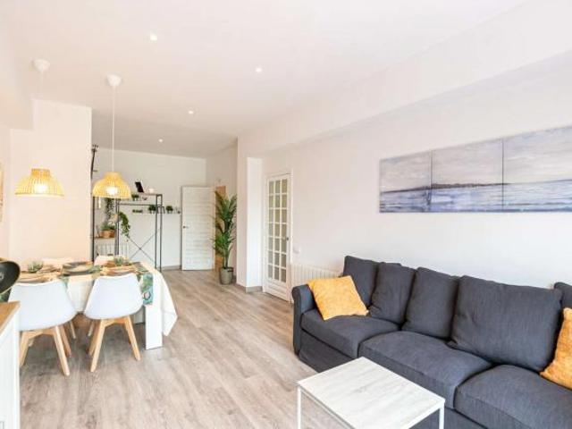 3 Bedroom Apartamentos Barcelona Barcelona LS87985682
