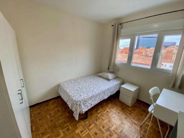 3 Dormitorio Shared Living/Roommate Madrid Madrid LS98922428