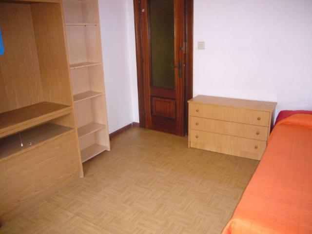 3 Dormitorio Shared Living/Roommate Oviedo Oviedo 101737591