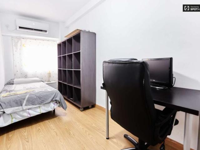 3 Dormitorio Shared Living/Roommate Seville Seville LS101819180