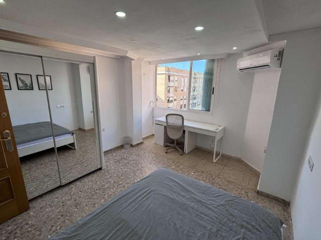 3 Dormitorio Shared Living/Roommate Valencia Valencia 94936756