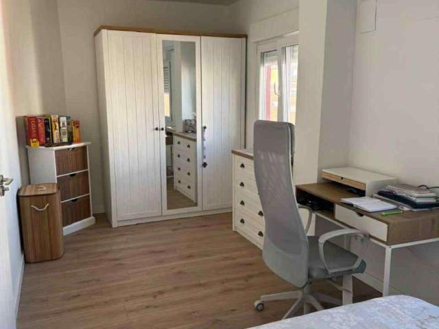 3 Dormitorio Shared Living/Roommate Valencia Valencia 96123659