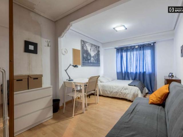 3 Dormitorio Shared Living/Roommate Valencia Valencia 91328258