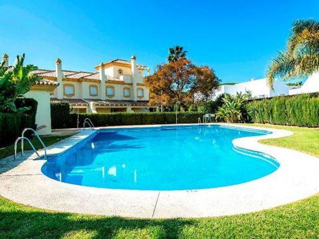 3 Dormitorio Villa Cádiz Andalucía 98684798