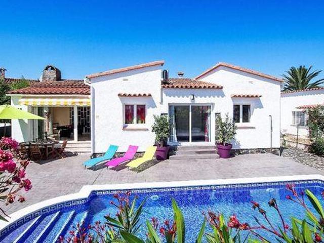 3 Dormitorio Villa Girona CataluñaCatalonia 98303511