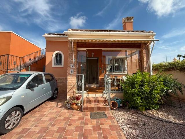 3 Dormitorio Villa Guardamar Del Segura Alicante LS104973038
