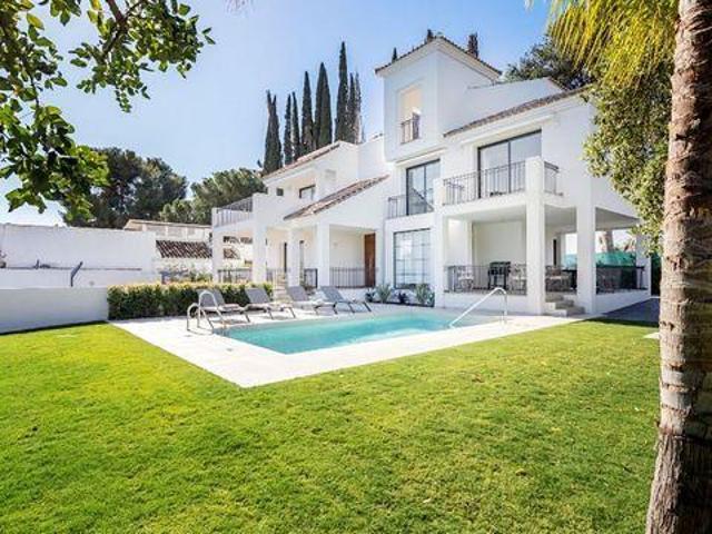 3 Dormitorio Villa Estepona Andalucía 98303407