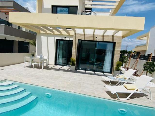 3 Dormitorio Villa Los Montesinos Alicante LS80312533
