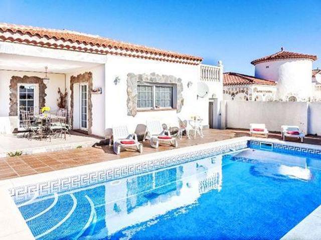 3 Dormitorio Villa Miami Platja CataluñaCatalonia 98303803