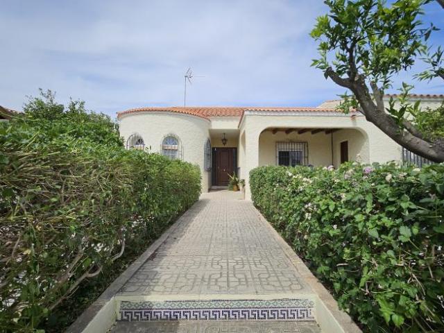 3 Dormitorio Villa Níjar Almería 93834132