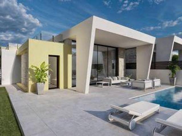 3 Dormitorio Villa Torrevieja Costa Blanca 102957178