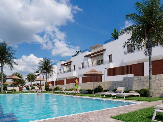 3 dormitorios Casa adosada Alicante En venta