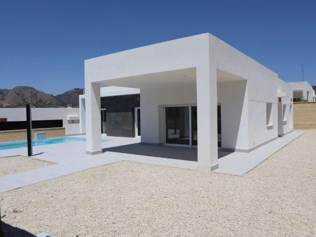 3 dormitorios Casa adosada Alicante En venta