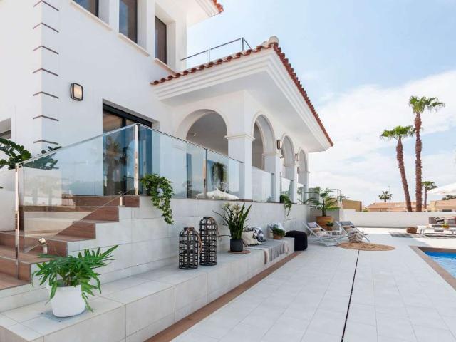 3 dormitorios Casa Alicante En venta