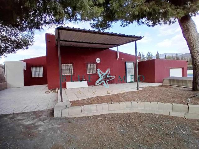 3 DORMITORIOS 2 BAÑOS CASA DE CAMPO CON PISCINA PRIVADA