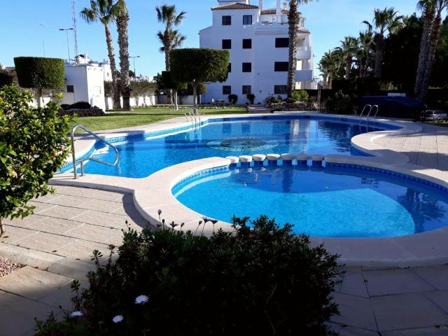 3 DORMITORIOS, 2 BAÑOS, RESIDENCIAL AZAHAR, ORIHUELA COSTA