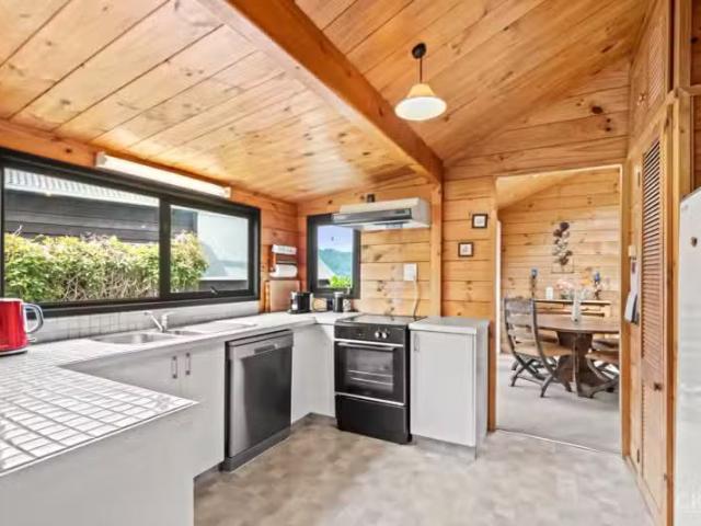 3 Euclid Grove, Kelson, Lower Hutt City