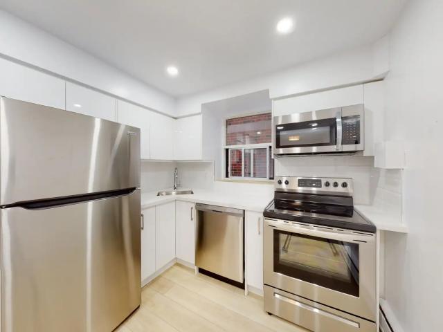 3 East 37th