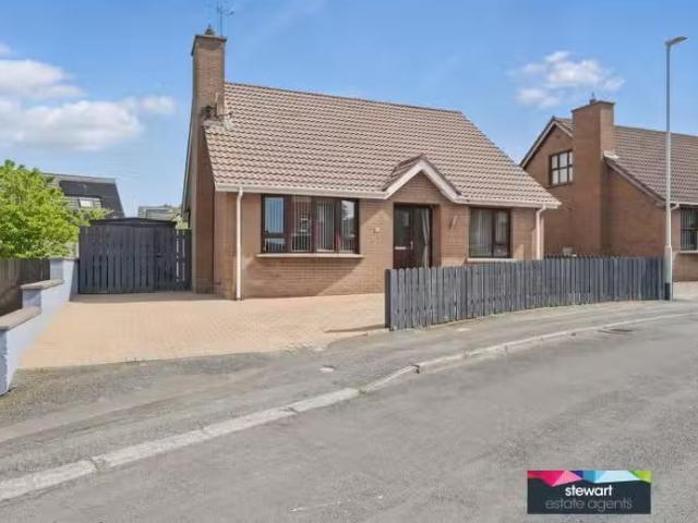 3 Edenview Way