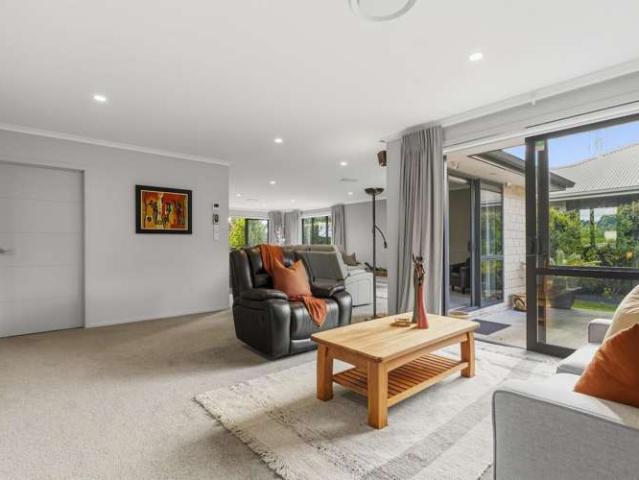 3 Ellesmere Close, Pyes Pa, Tauranga