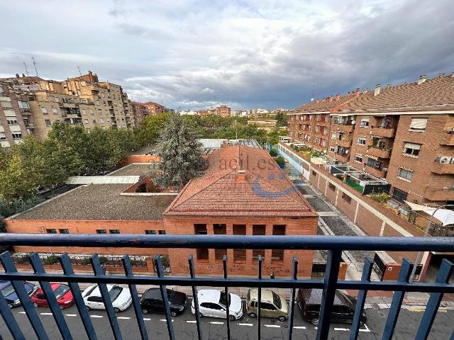 3 ESTUDIANTES UNIVERSIDAD | 750 €, 85 m²