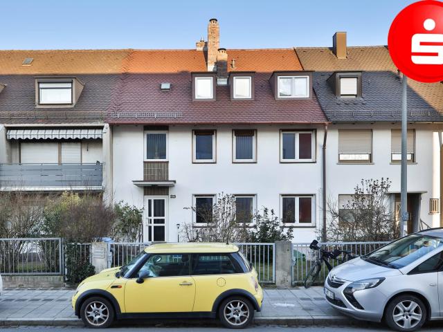 3 Familien Haus mit Potential in Sündersbühl EG und 1. OG frei