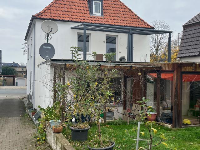 3 Familienhaus in zentraler Lage von Herford mit Baugrundstück!