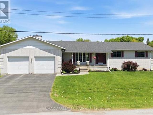 3 Forest Drive, Rideau Lakes, ON, K7A 4S5 house for sale | Listing ID X13681 | Royal LePage