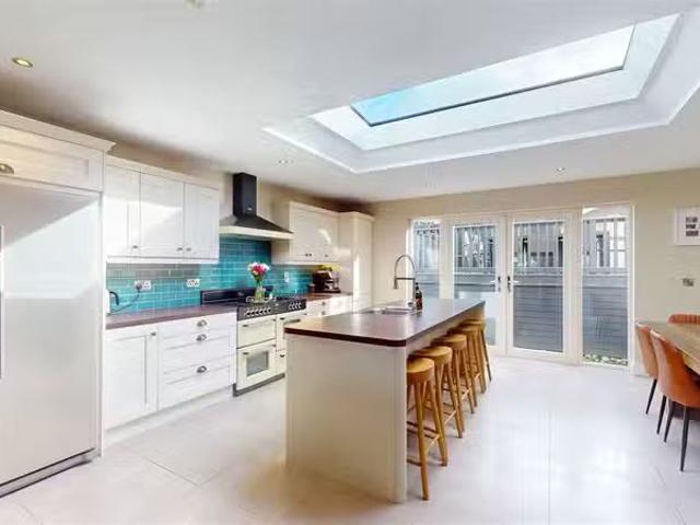 3 Hunters Avenue, Ballycullen, Dublin 24