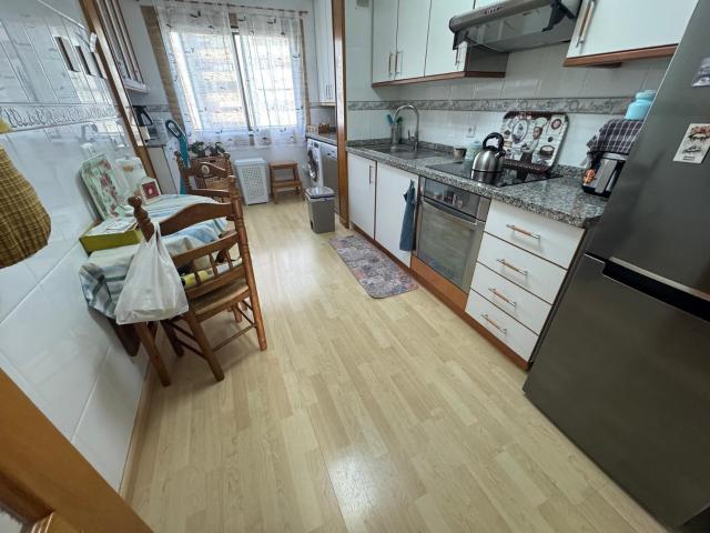3 HABITACIONES, 2 BAÑOS, GARAJE Y TRASTERO