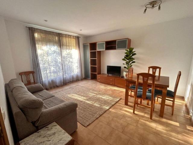 3 HABITACIONES COCINA Y BAÑO A ESTRENAR CERCA DE VIVEROS