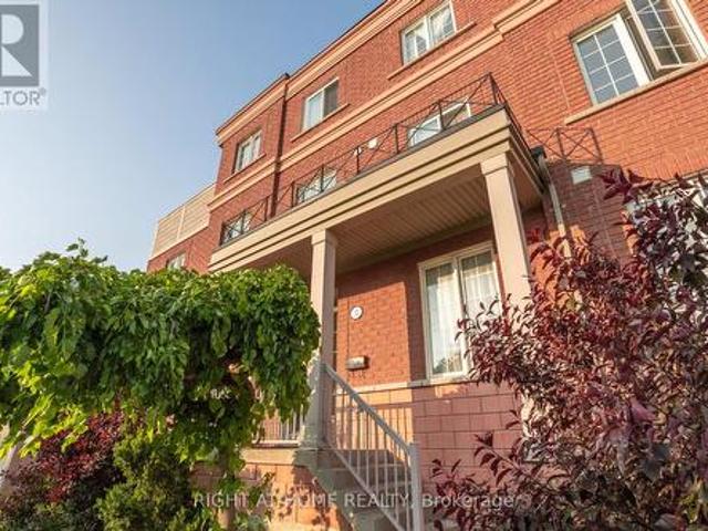 3 Herzberg Gardens, Toronto, ON, M3J 3P5 house for sale | Listing ID W13487 | Royal LePage