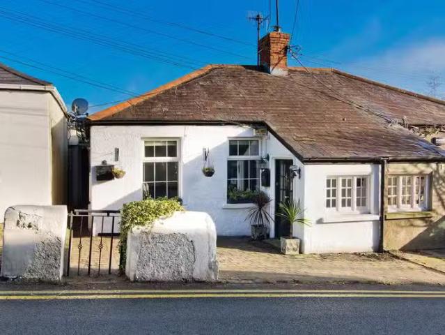 3 Hill Cottages, Killiney Hill Road, Killiney, Co. Dublin, A96.