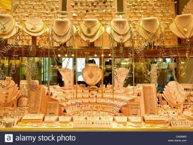 3 Jewellery Shops combine for sale + Mezzanine floor, Washroom, Kitchen Karachi Saddar Town ID 52425
