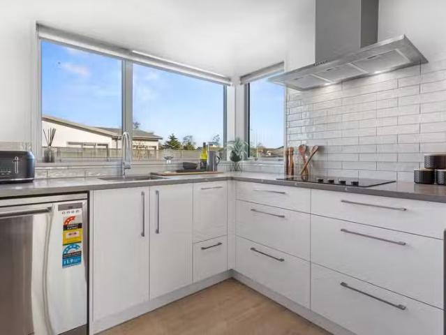 3 Kakapo Lane, Redwood, NZ 8051 House for Sale