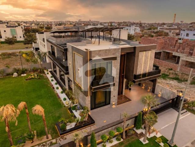 3 Kanal Modern Luxury House Near Mosque And Park