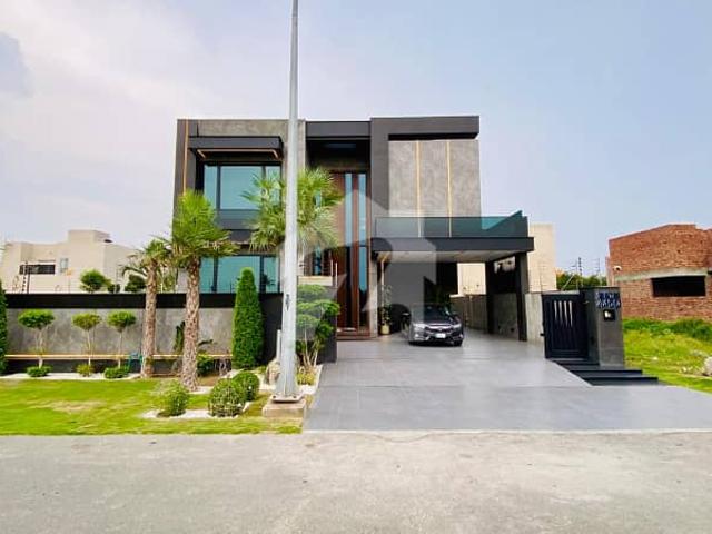 3 Kanal High End Luxury House | Basement + Furnished | Main Raya Road Access