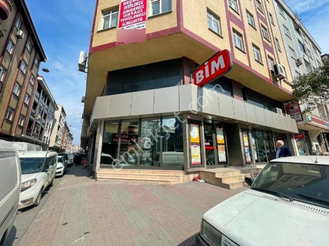 3 Katlı Kurumsal Kiracılı 1100 M2 Satılık Ticari Dükkanlar