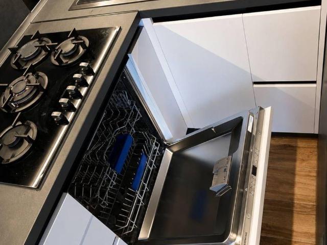 3 комнатная квартира, 76 м.кв