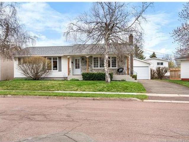 3 Laird Ave, Moncton, NB, E1E 2P2 house for sale | Listing ID NB139035 | Royal LePage