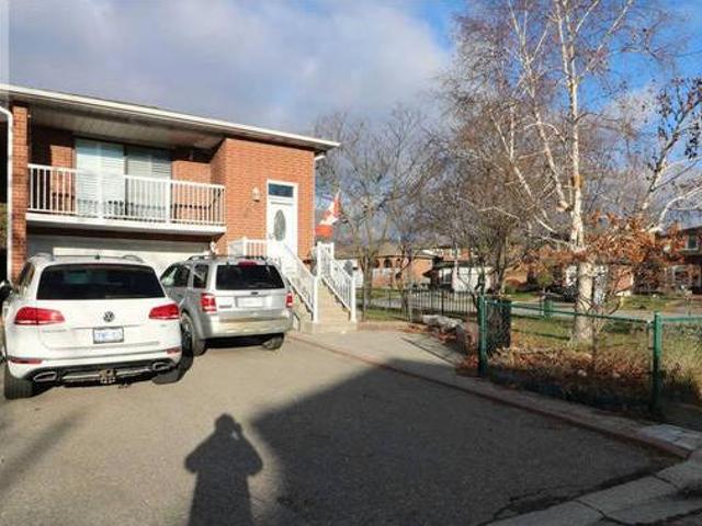 3 LAUREL VALLEY CRT Vaughan Ontario